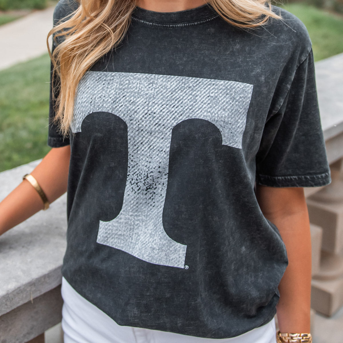 Black UT Power T T-shirt|Distressed Power T T-Shirt||