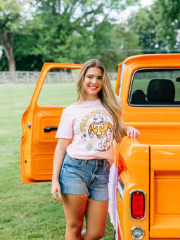 Volunteers Smokey Strut Short-Sleeve T-Shirt, Pink